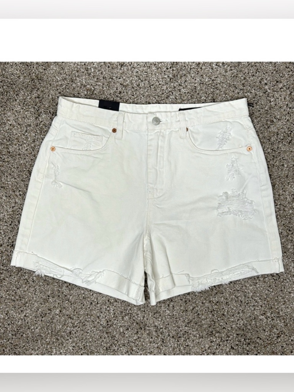 NWT BLANKNYC The Perry mom short Size 29